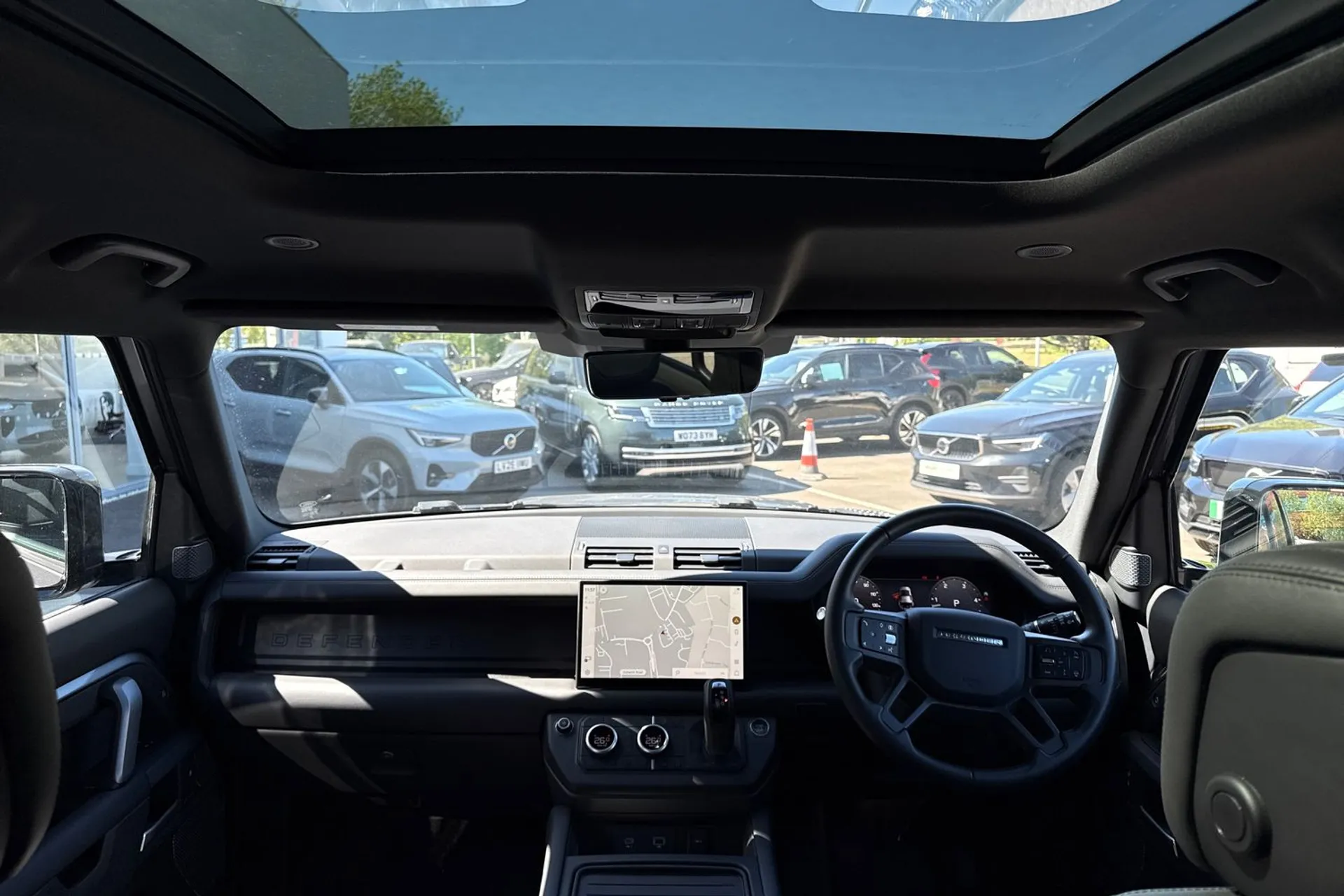 LAND ROVER DEFENDER thumbnail image number 3