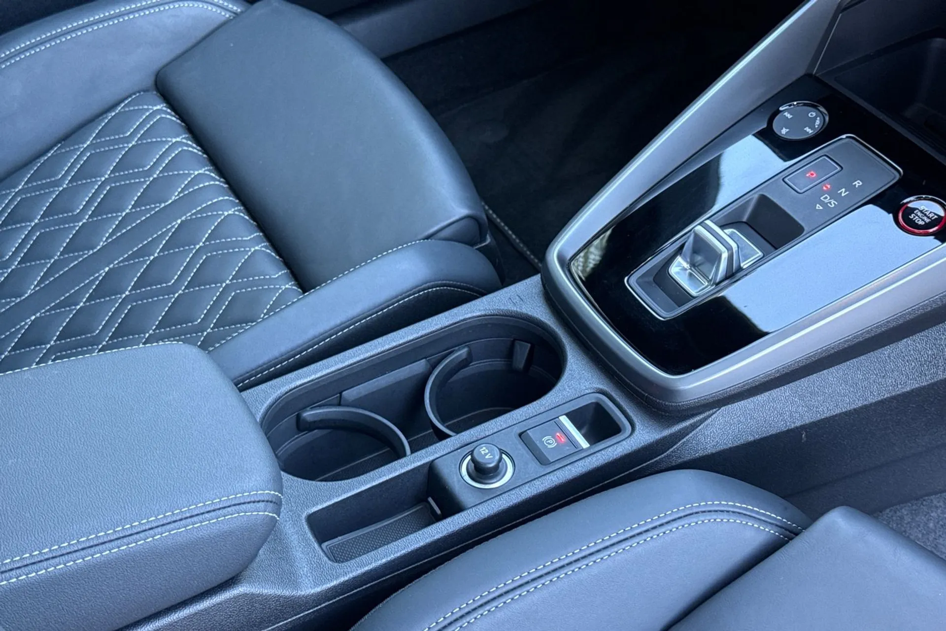 Audi A3 thumbnail image number 54