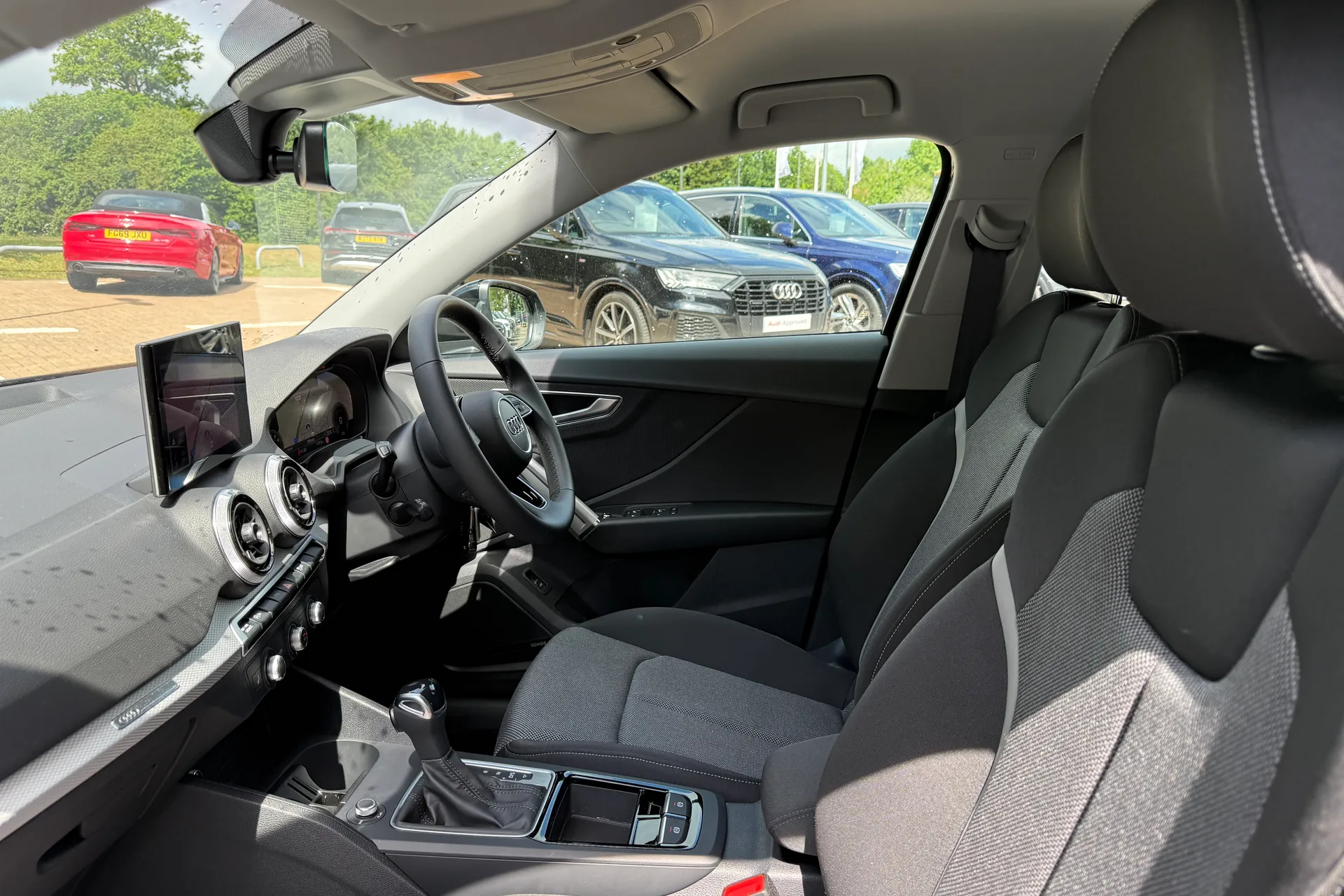 Audi Q2 thumbnail image number 58