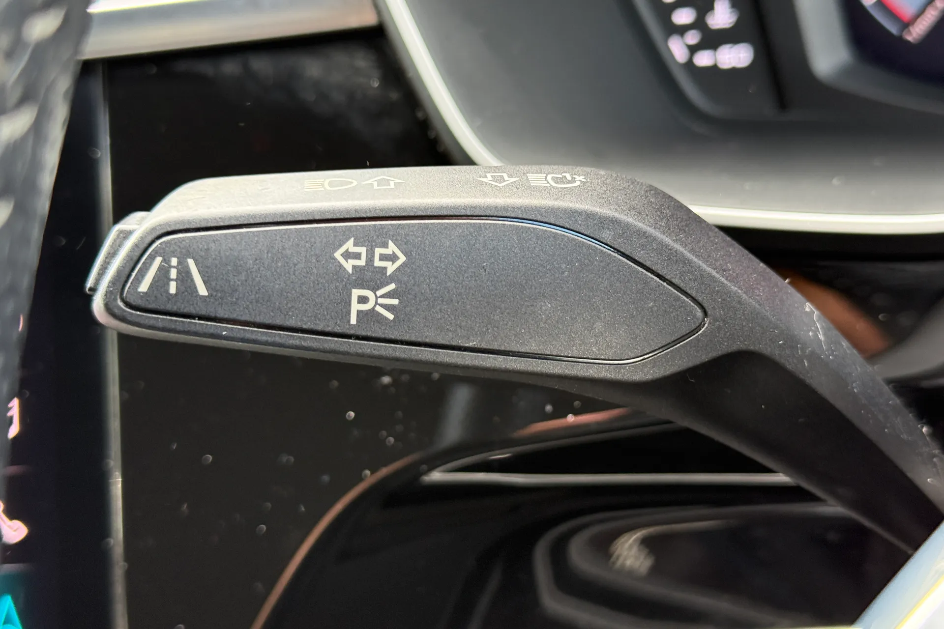 Audi Q3 thumbnail image number 22