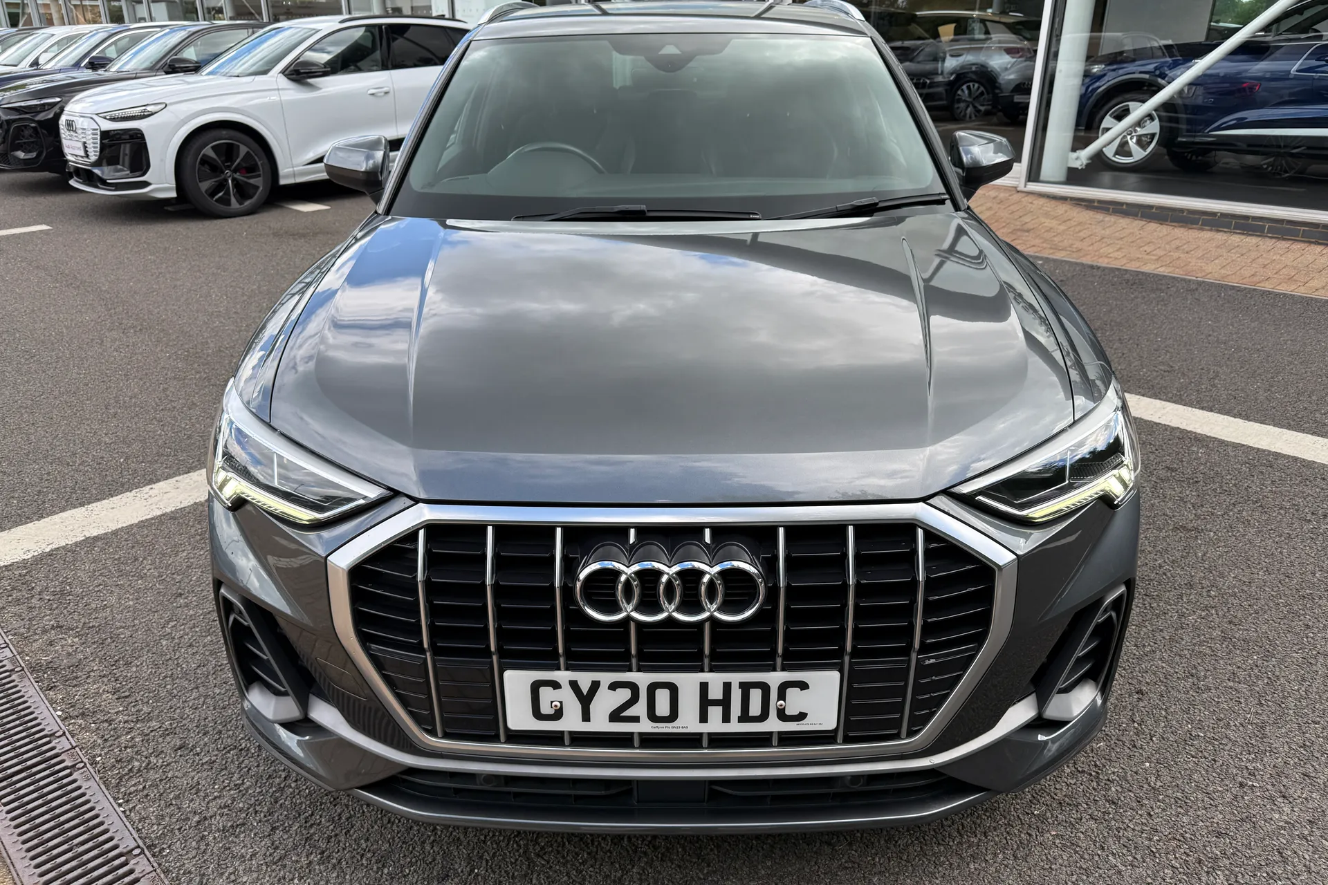 Audi Q3 thumbnail image number 59