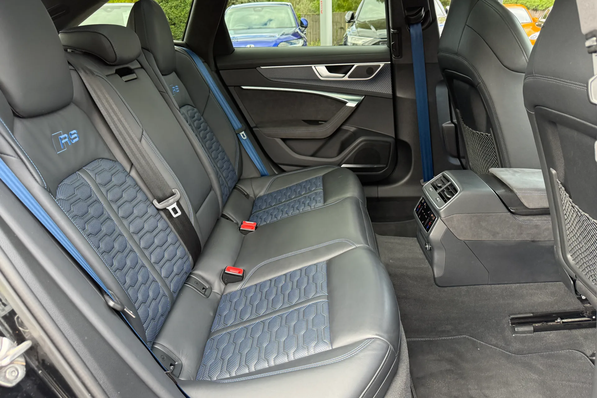 Audi RS6 thumbnail image number 55