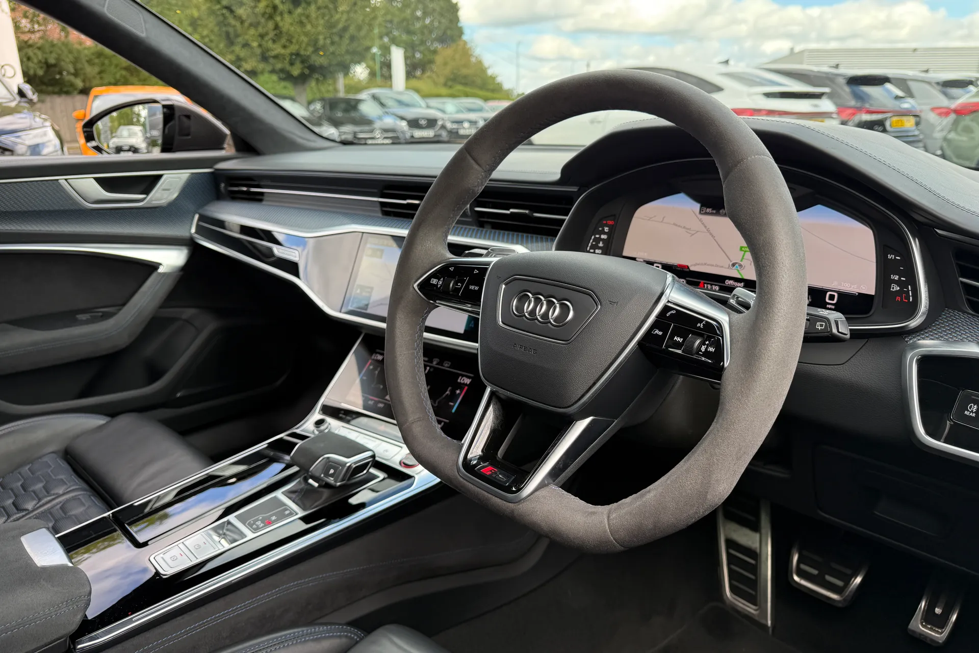 Audi RS6 thumbnail image number 36