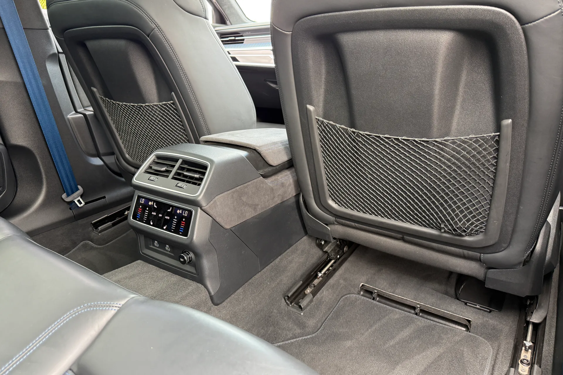 Audi RS6 thumbnail image number 58