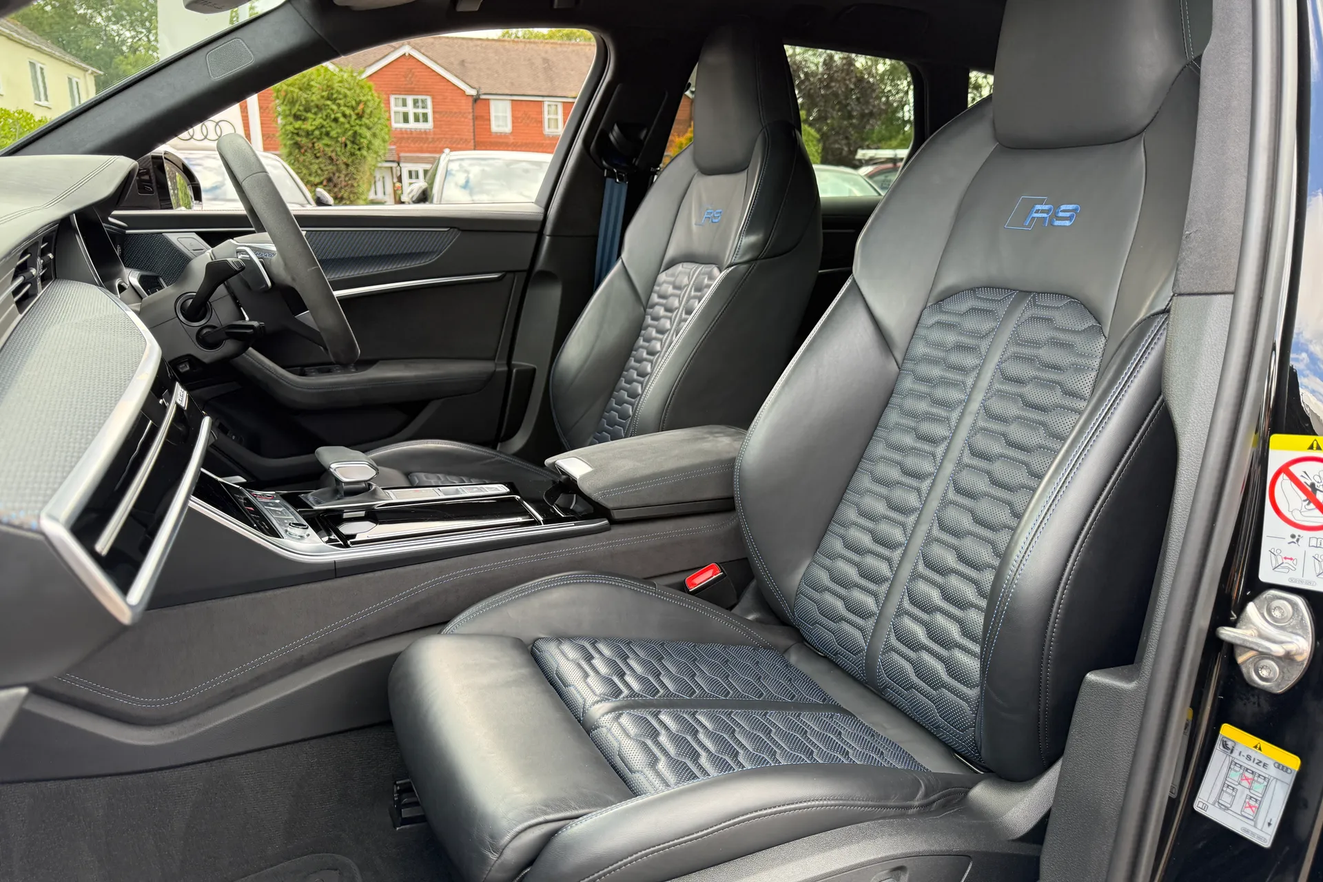 Audi RS6 thumbnail image number 38