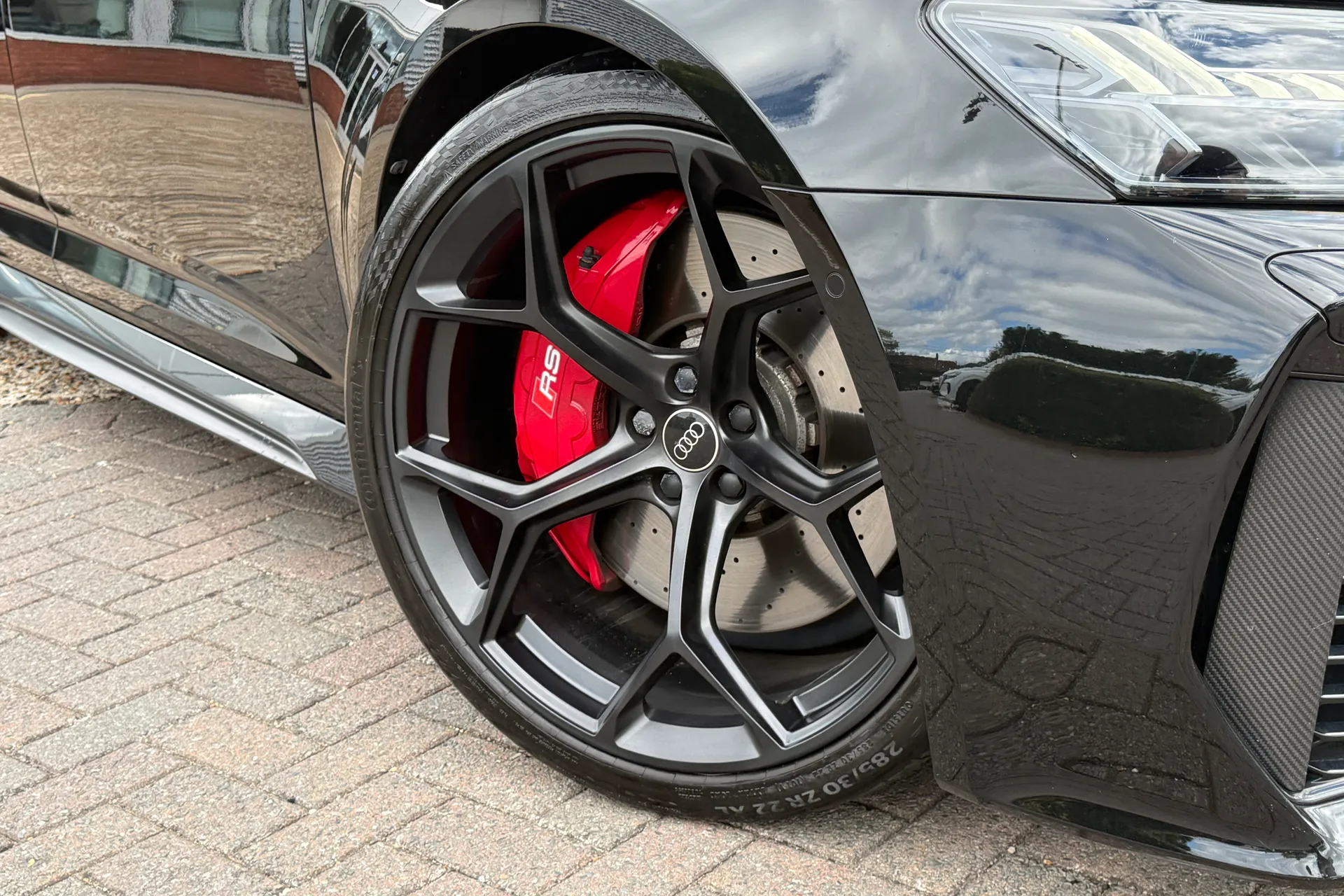 Audi RS6 thumbnail image number 7