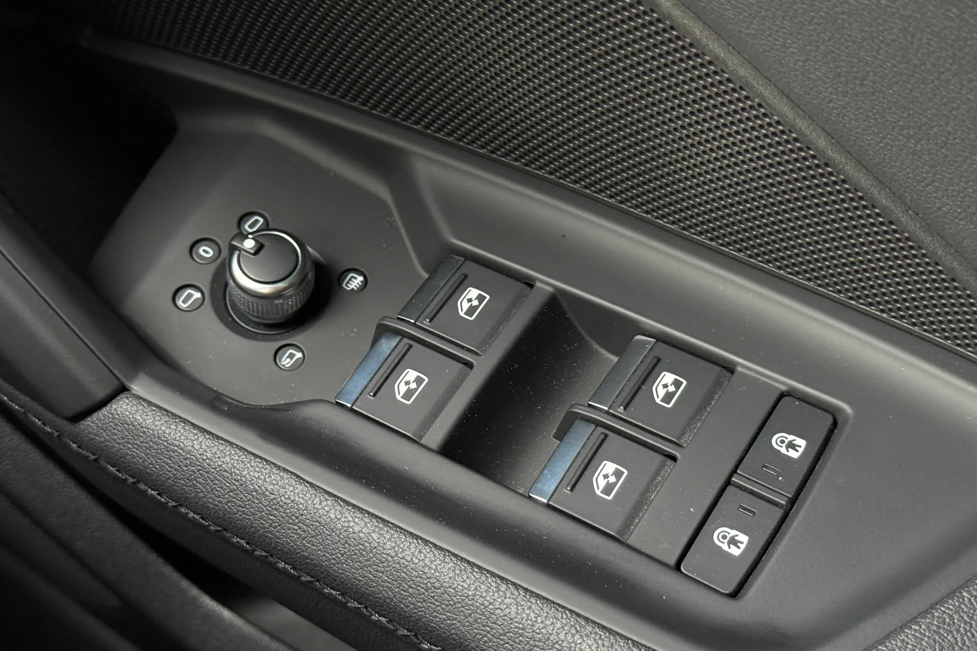 Audi A3 thumbnail image number 37