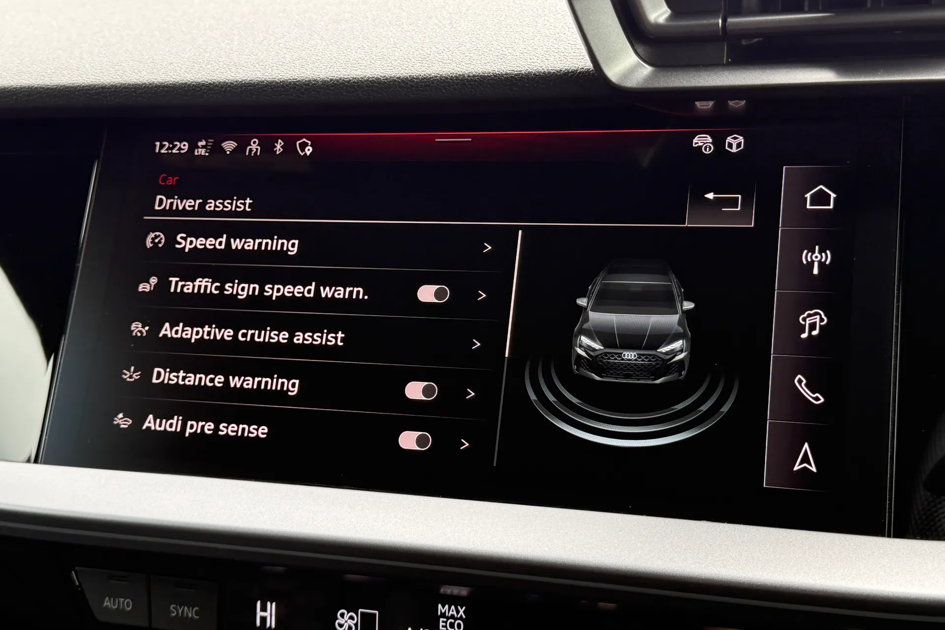 Audi RS3 thumbnail image number 11