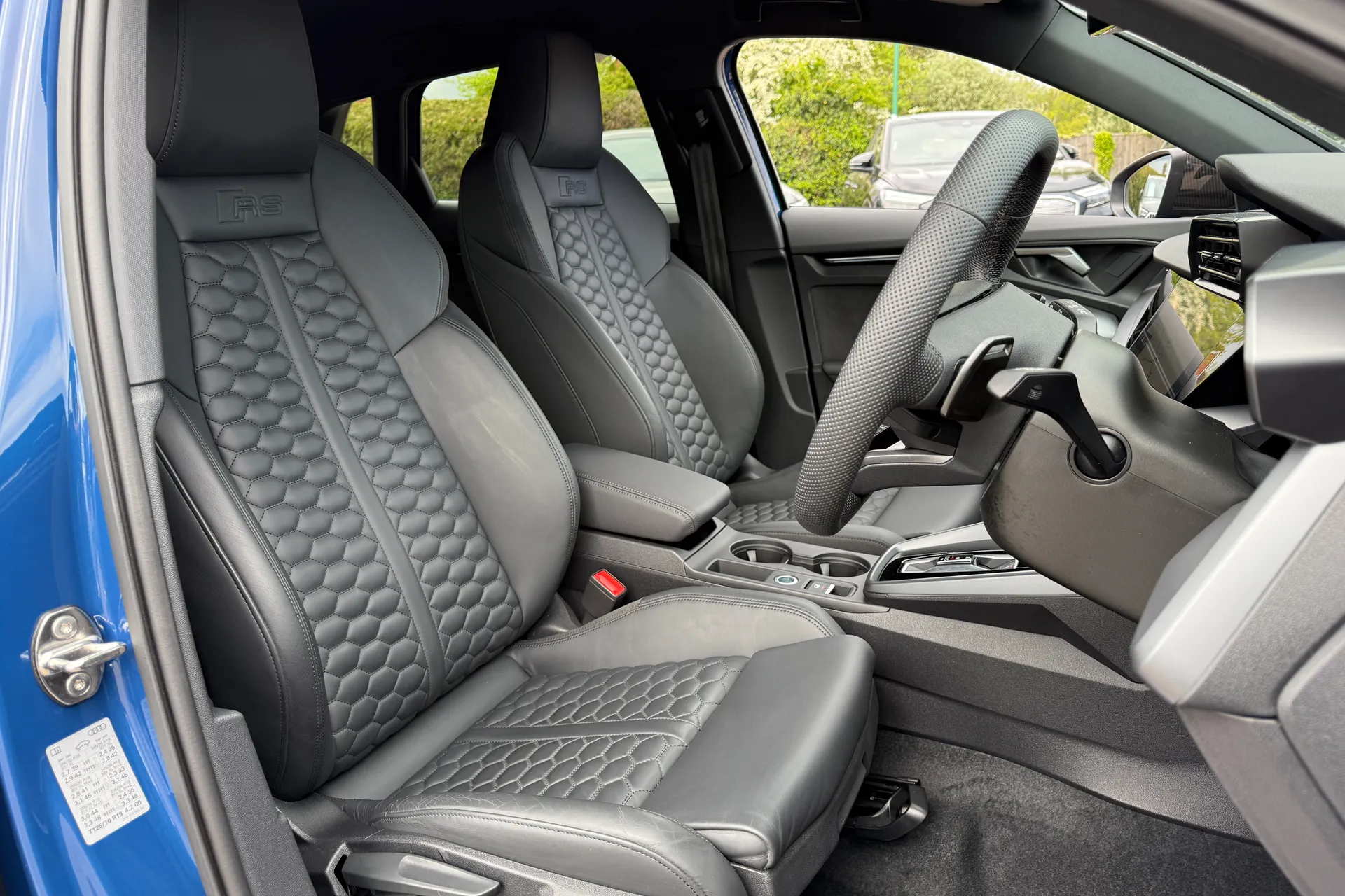 Audi RS3 thumbnail image number 31