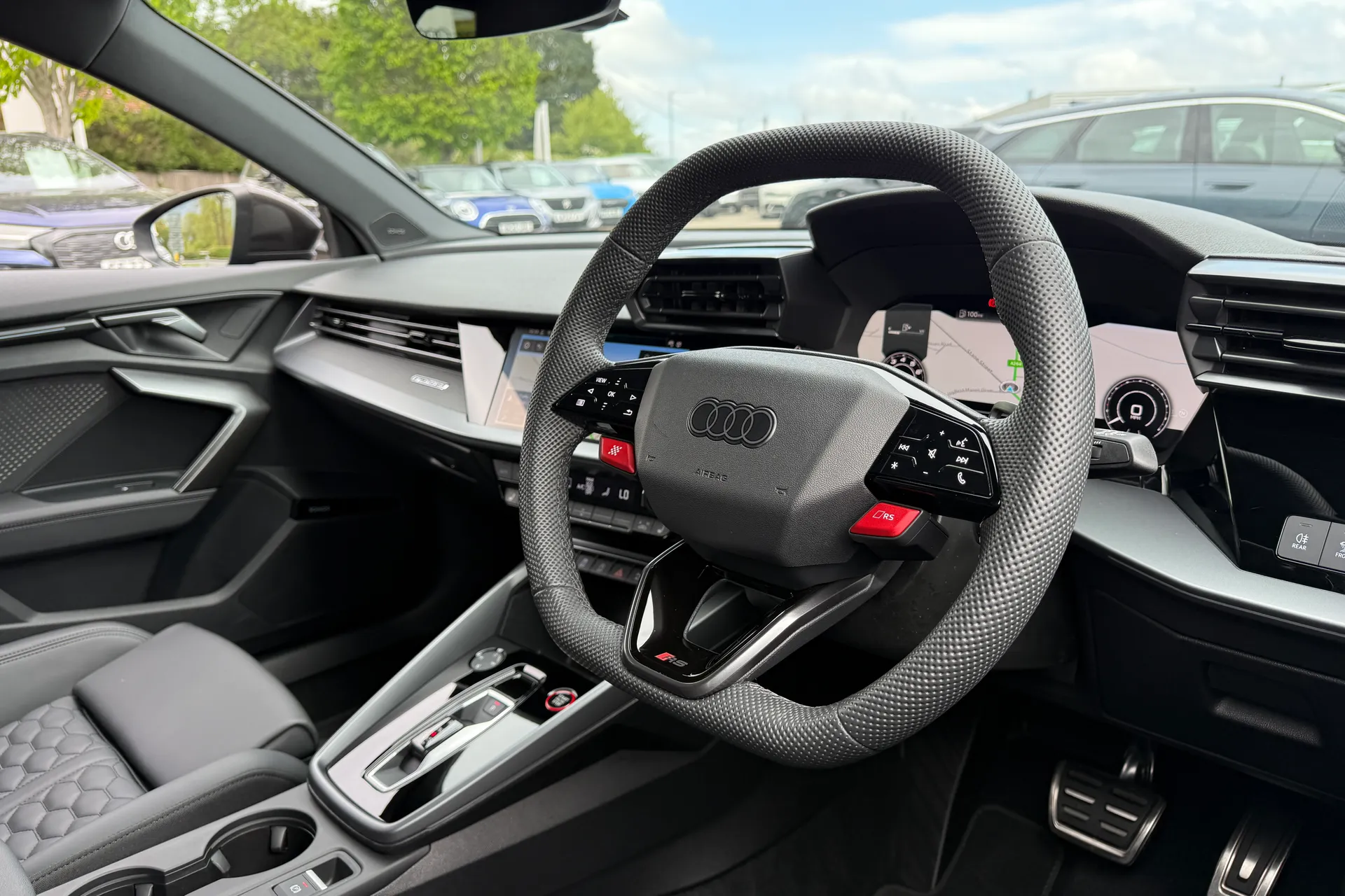 Audi RS3 thumbnail image number 32