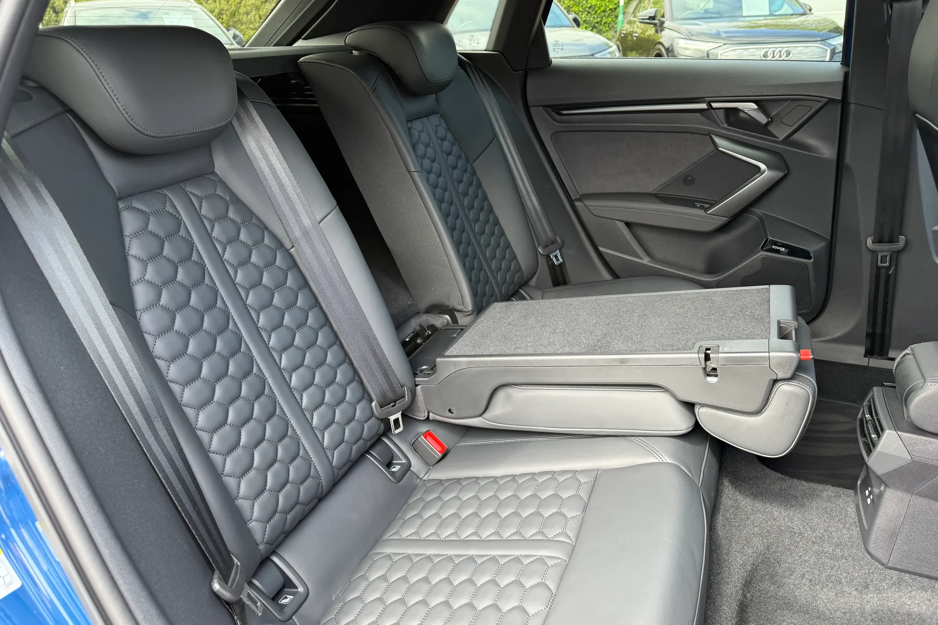 Audi RS3 thumbnail image number 51