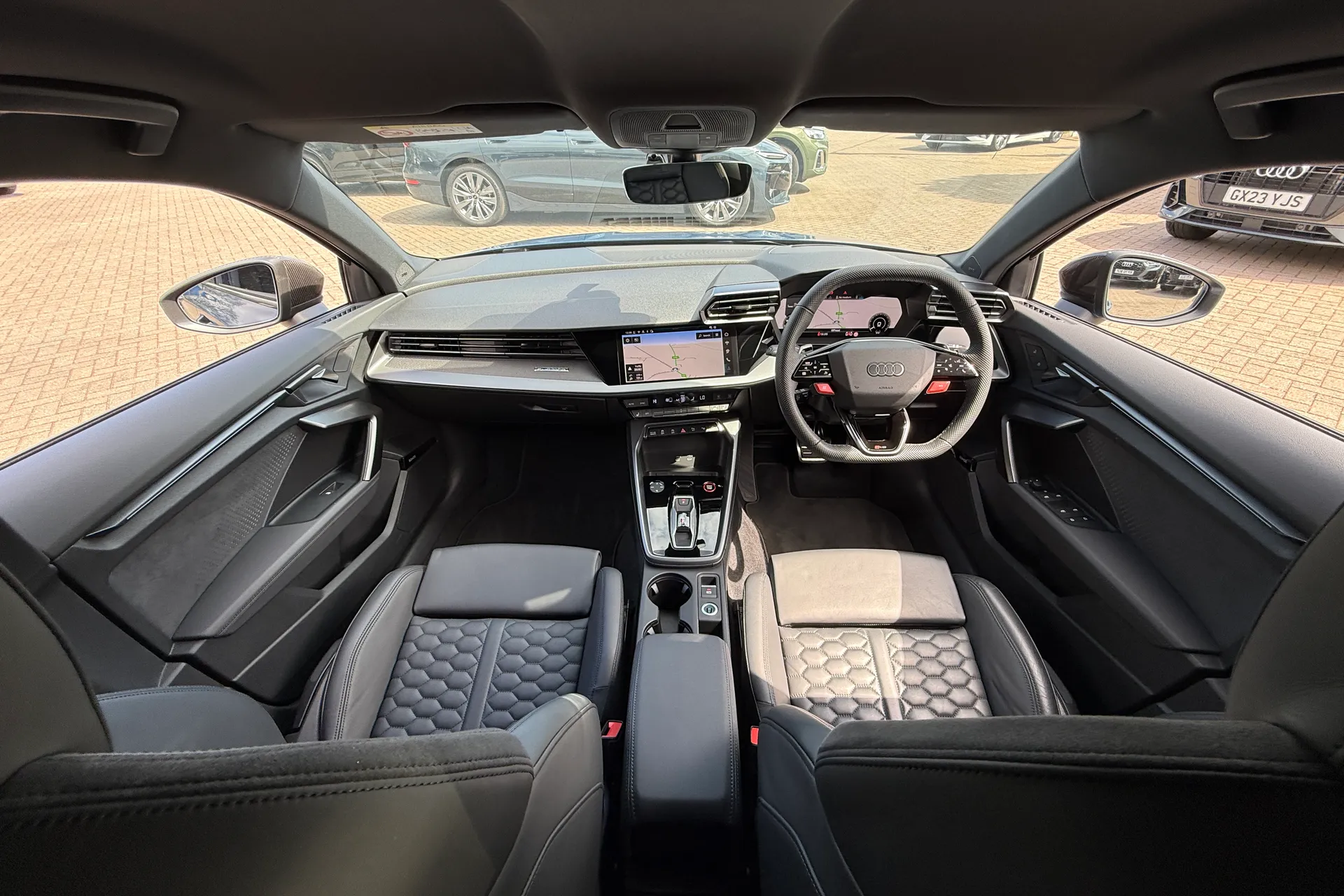 Audi RS3 thumbnail image number 3