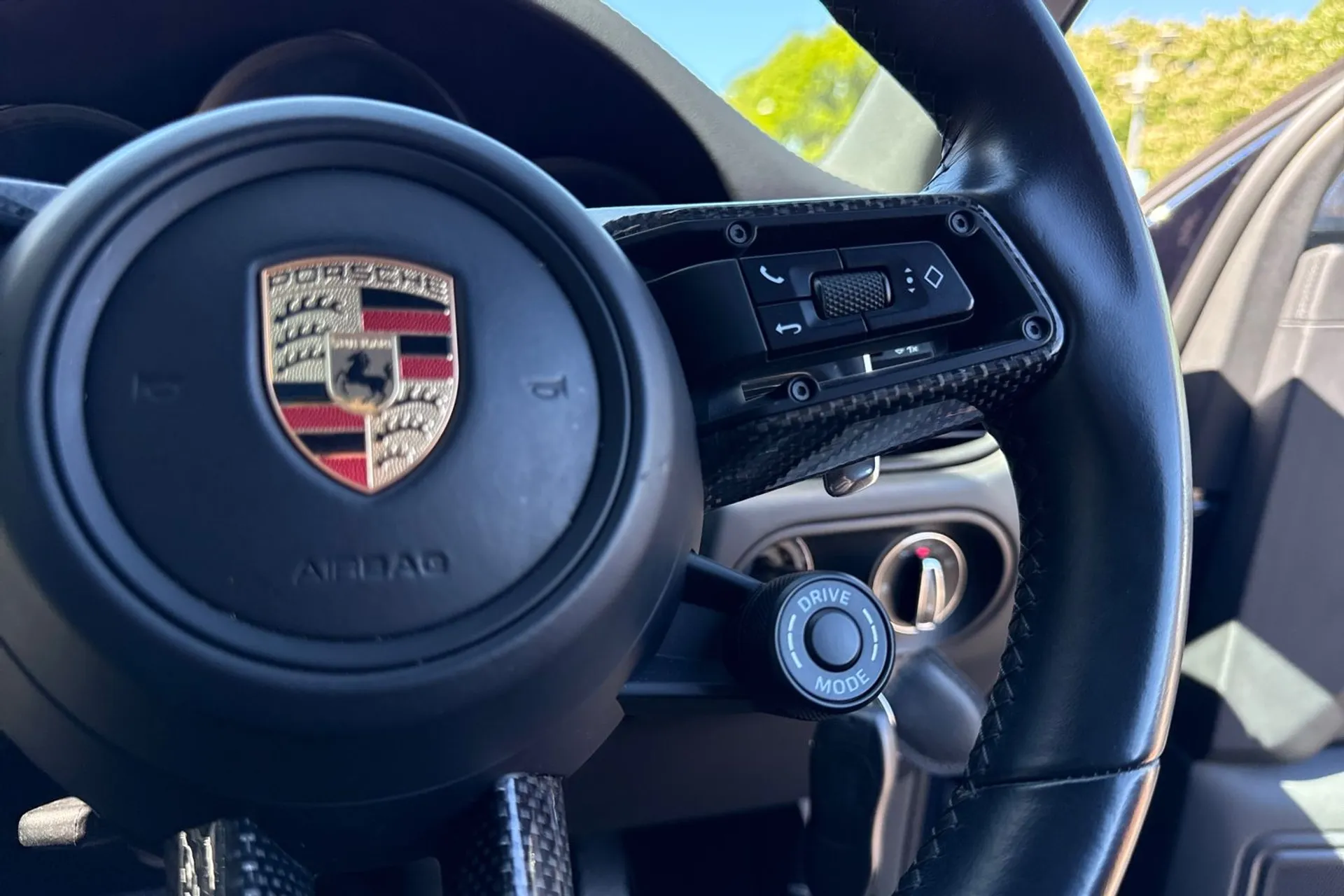 Porsche MACAN thumbnail image number 37