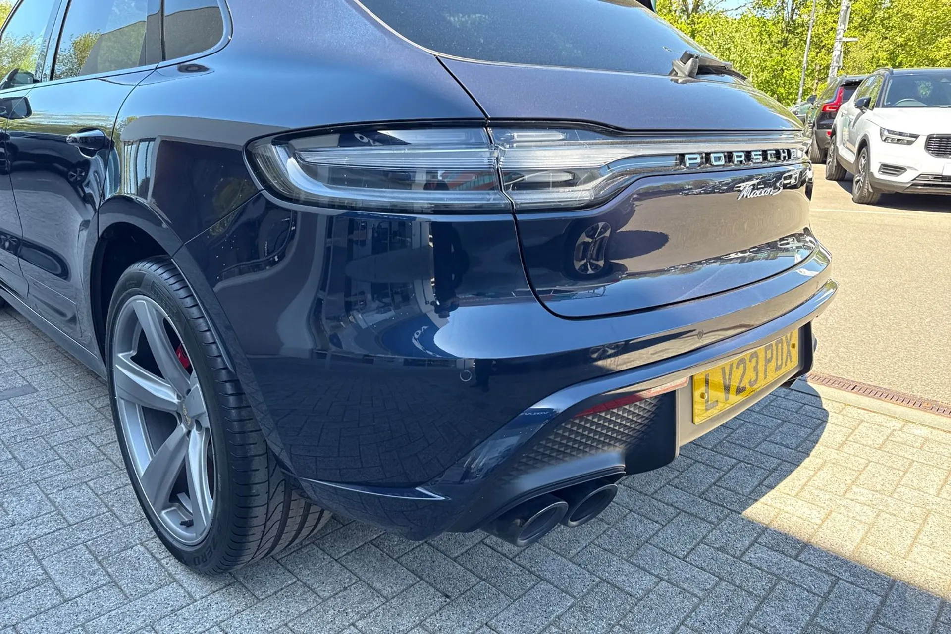 Porsche MACAN thumbnail image number 18