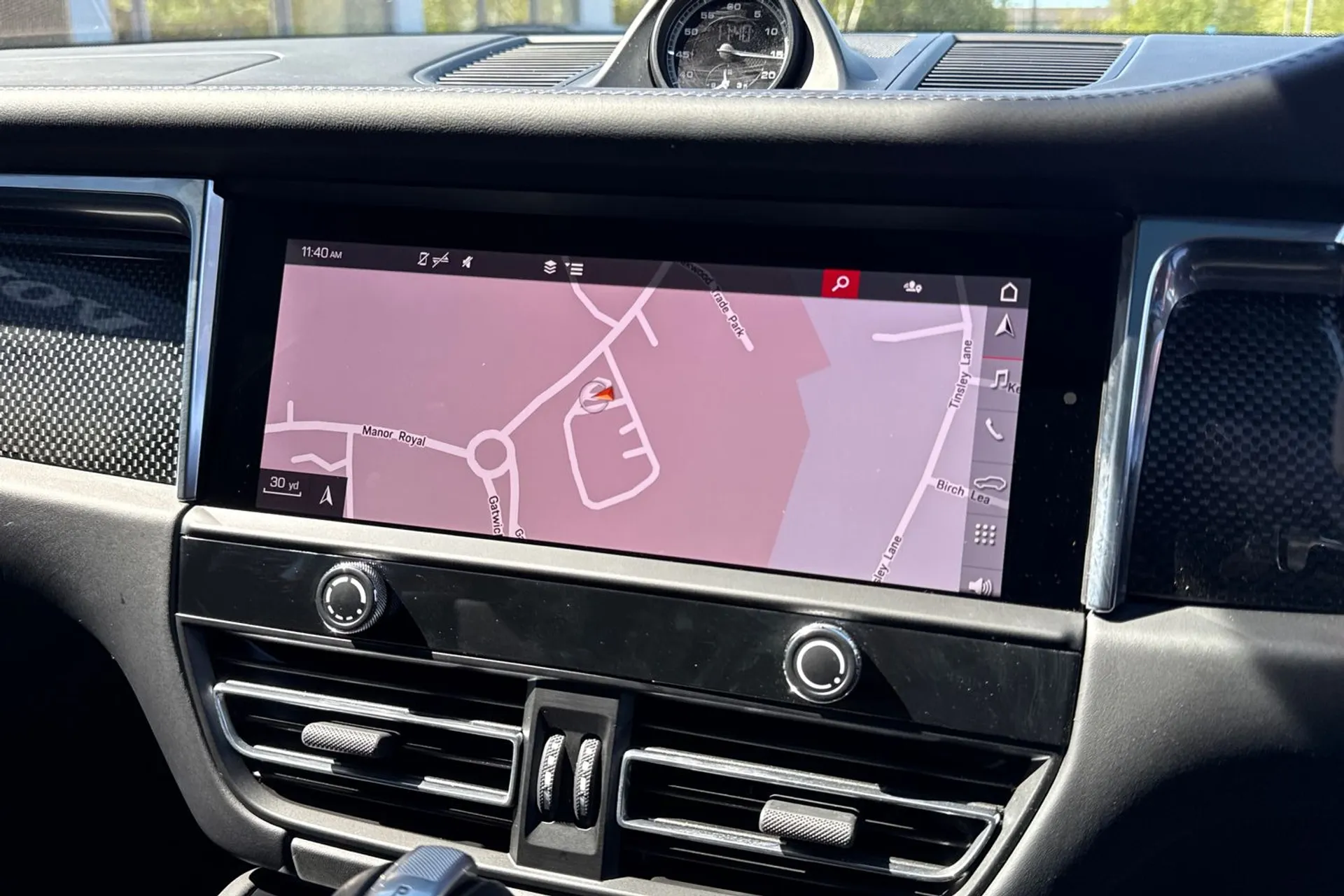 Porsche MACAN thumbnail image number 5