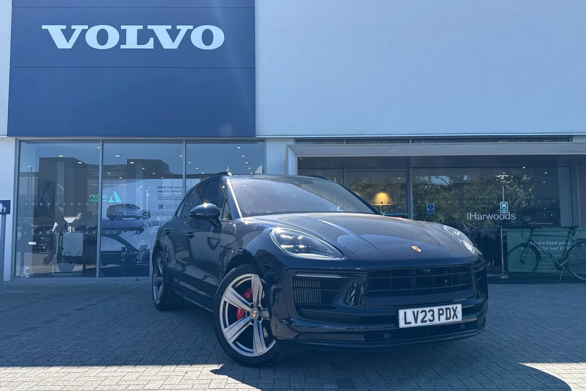 Porsche MACAN focused image