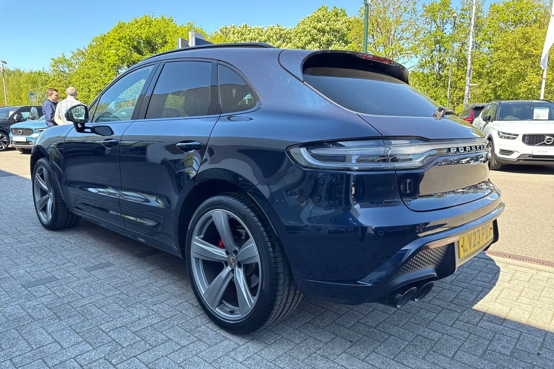 Porsche MACAN thumbnail image number 10