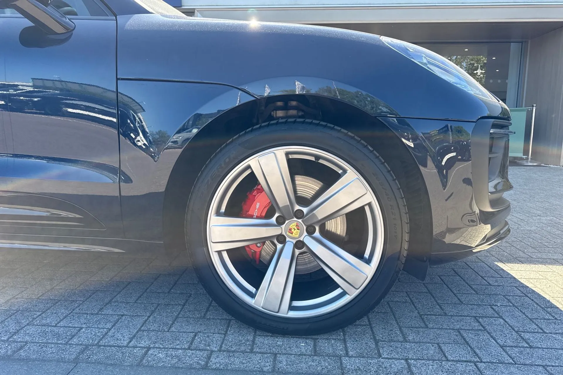 Porsche MACAN thumbnail image number 14