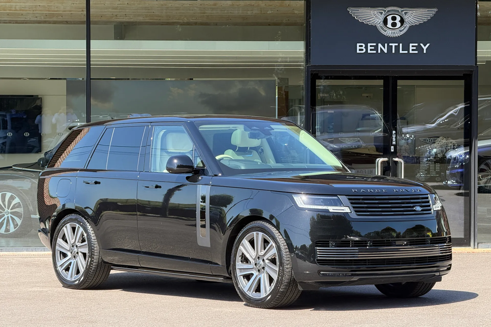 LAND ROVER RANGE ROVER thumbnail image number 5
