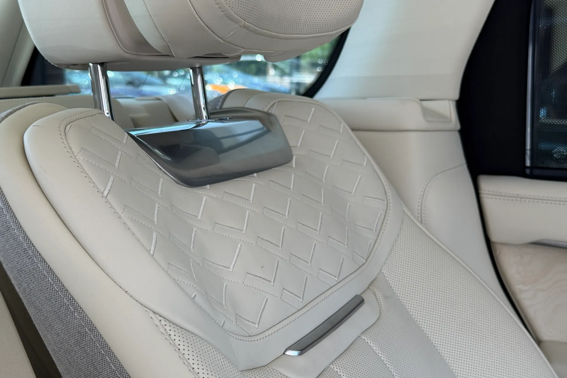 LAND ROVER RANGE ROVER thumbnail image number 22