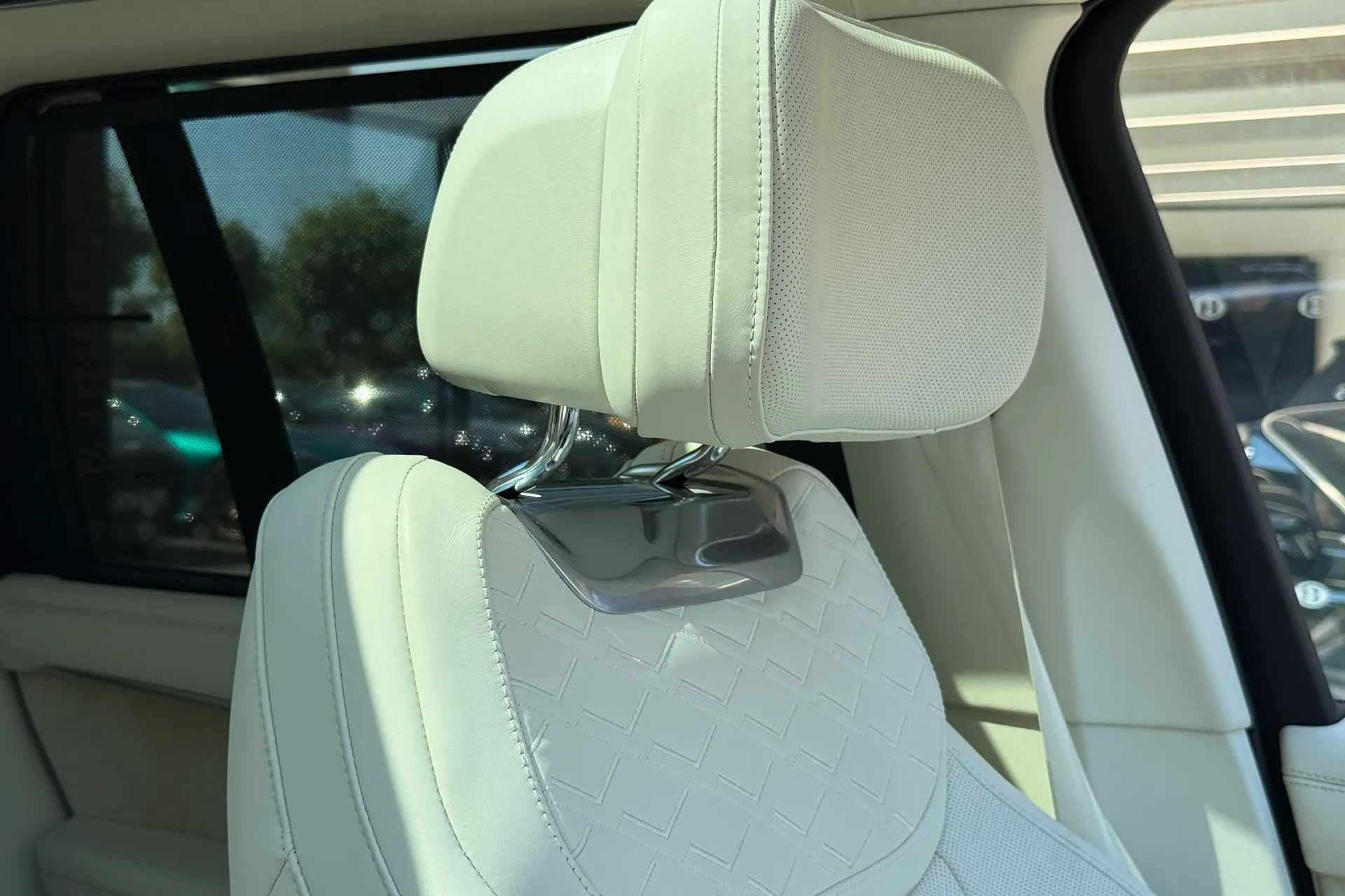 LAND ROVER RANGE ROVER thumbnail image number 51