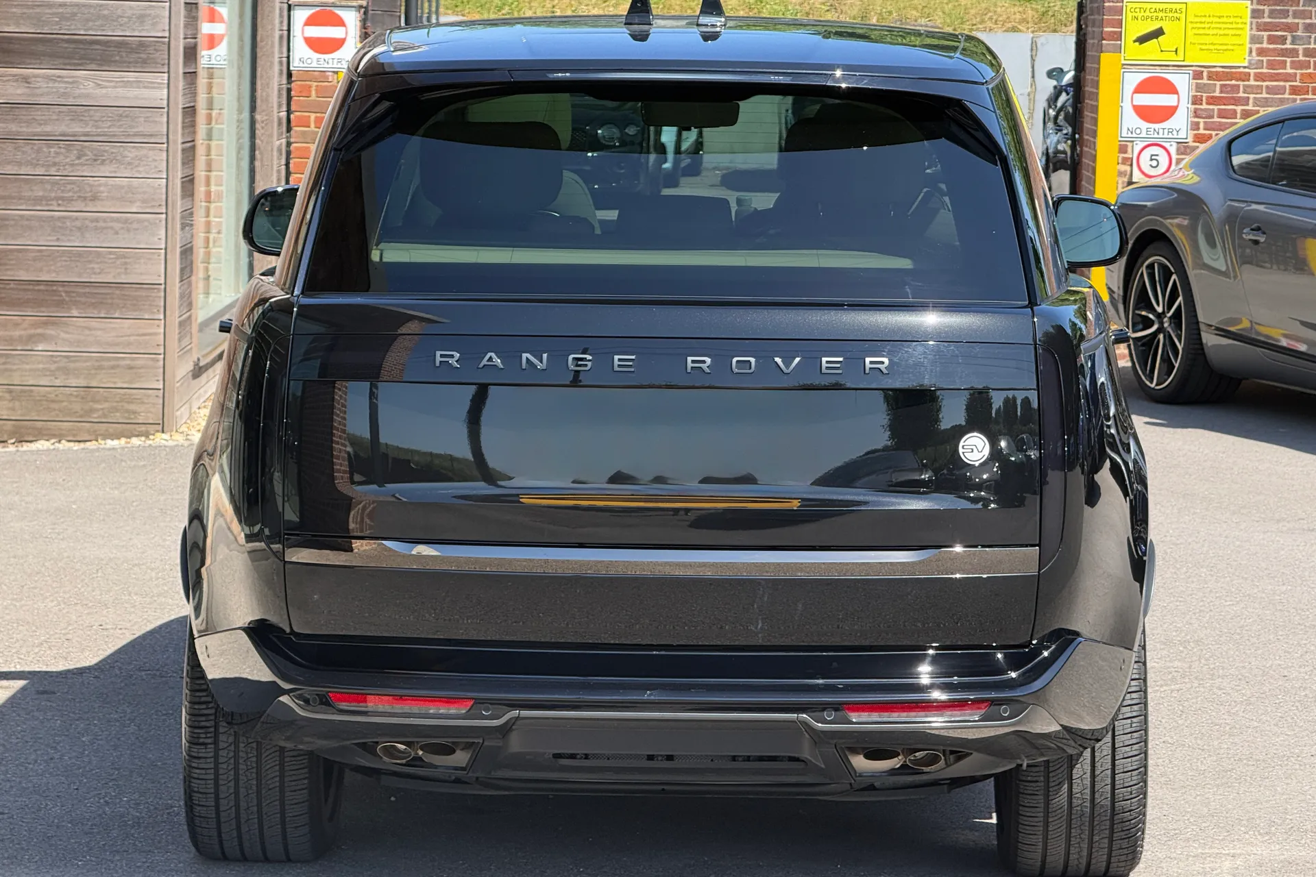 LAND ROVER RANGE ROVER thumbnail image number 8