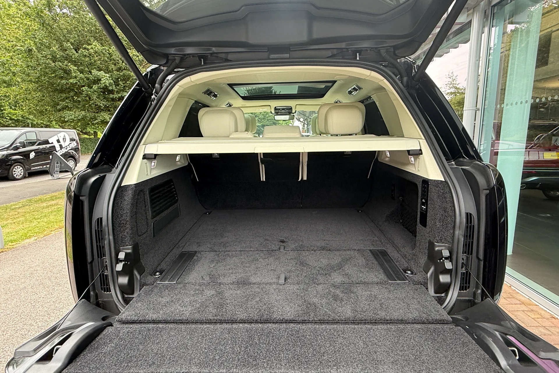 LAND ROVER RANGE ROVER thumbnail image number 71