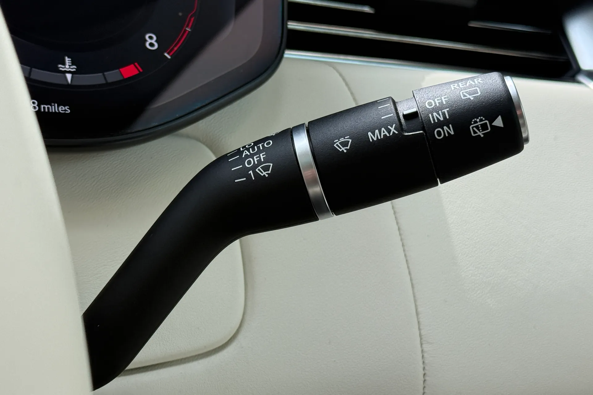 LAND ROVER RANGE ROVER thumbnail image number 25