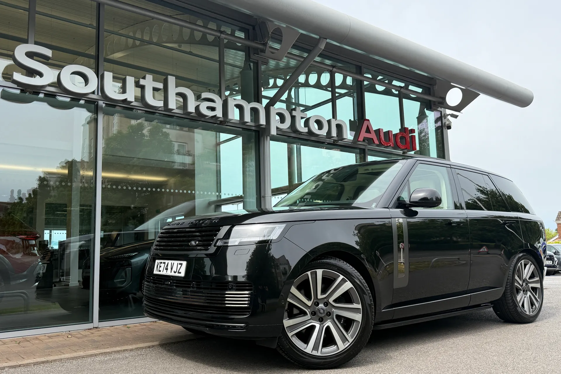 LAND ROVER RANGE ROVER thumbnail image number 87