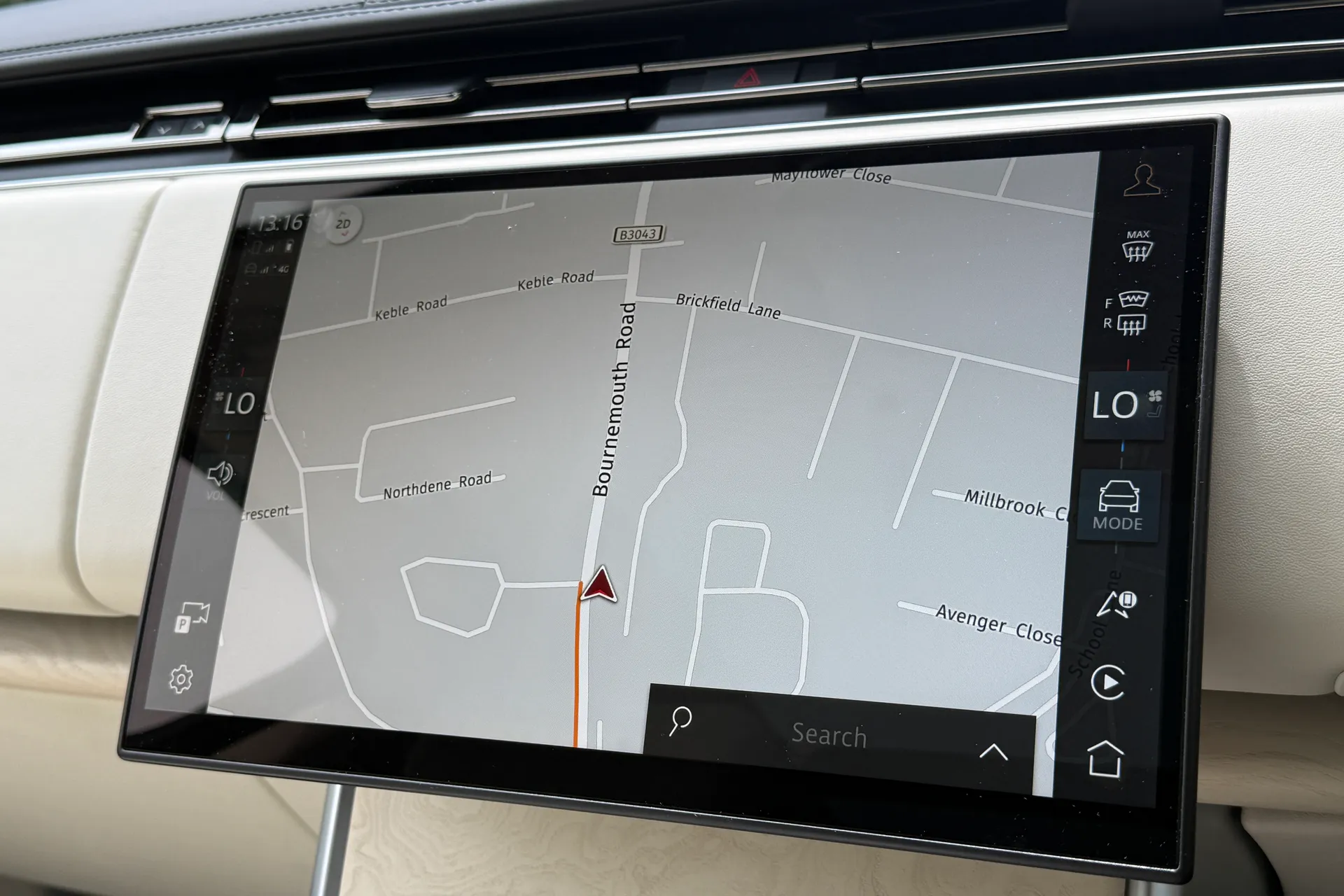 LAND ROVER RANGE ROVER thumbnail image number 4