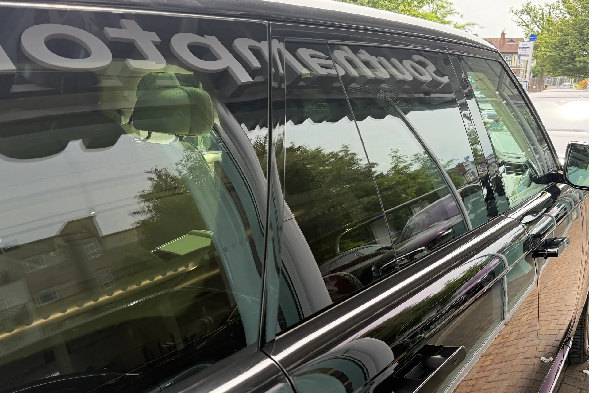 LAND ROVER RANGE ROVER thumbnail image number 53