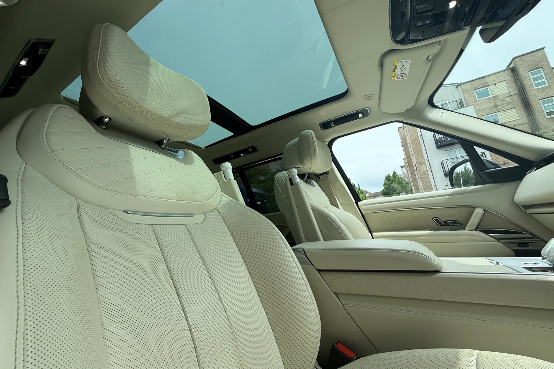 LAND ROVER RANGE ROVER thumbnail image number 49