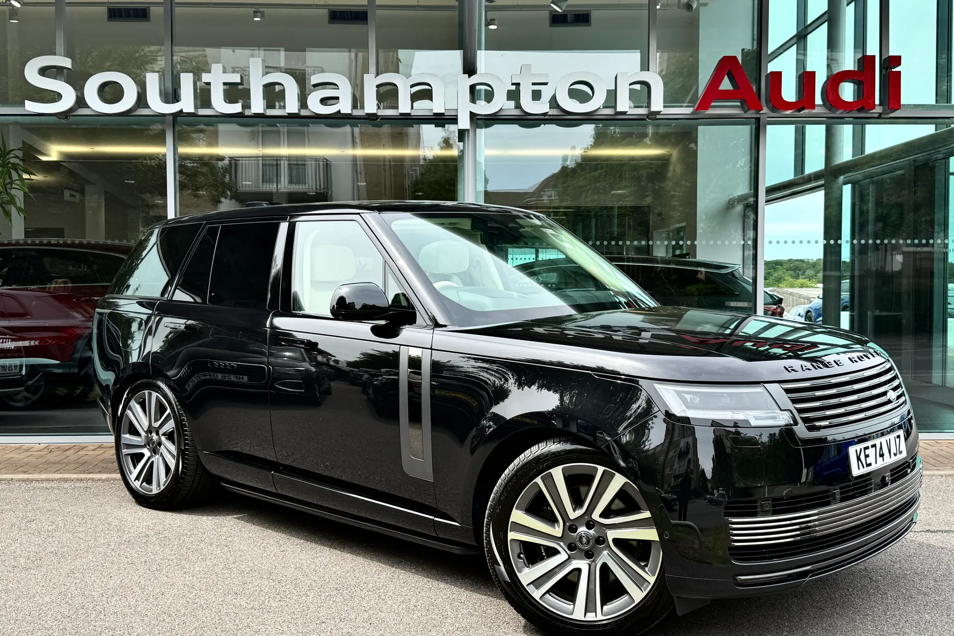 LAND ROVER RANGE ROVER thumbnail image number 98