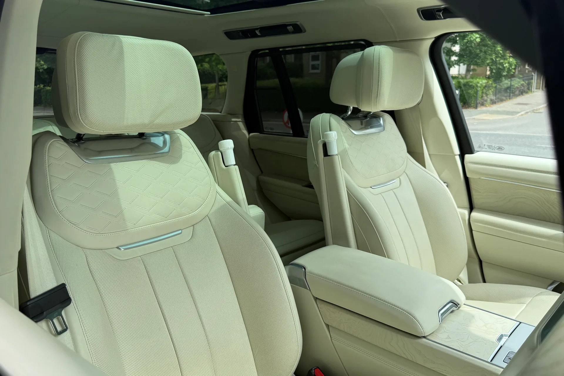 LAND ROVER RANGE ROVER thumbnail image number 51