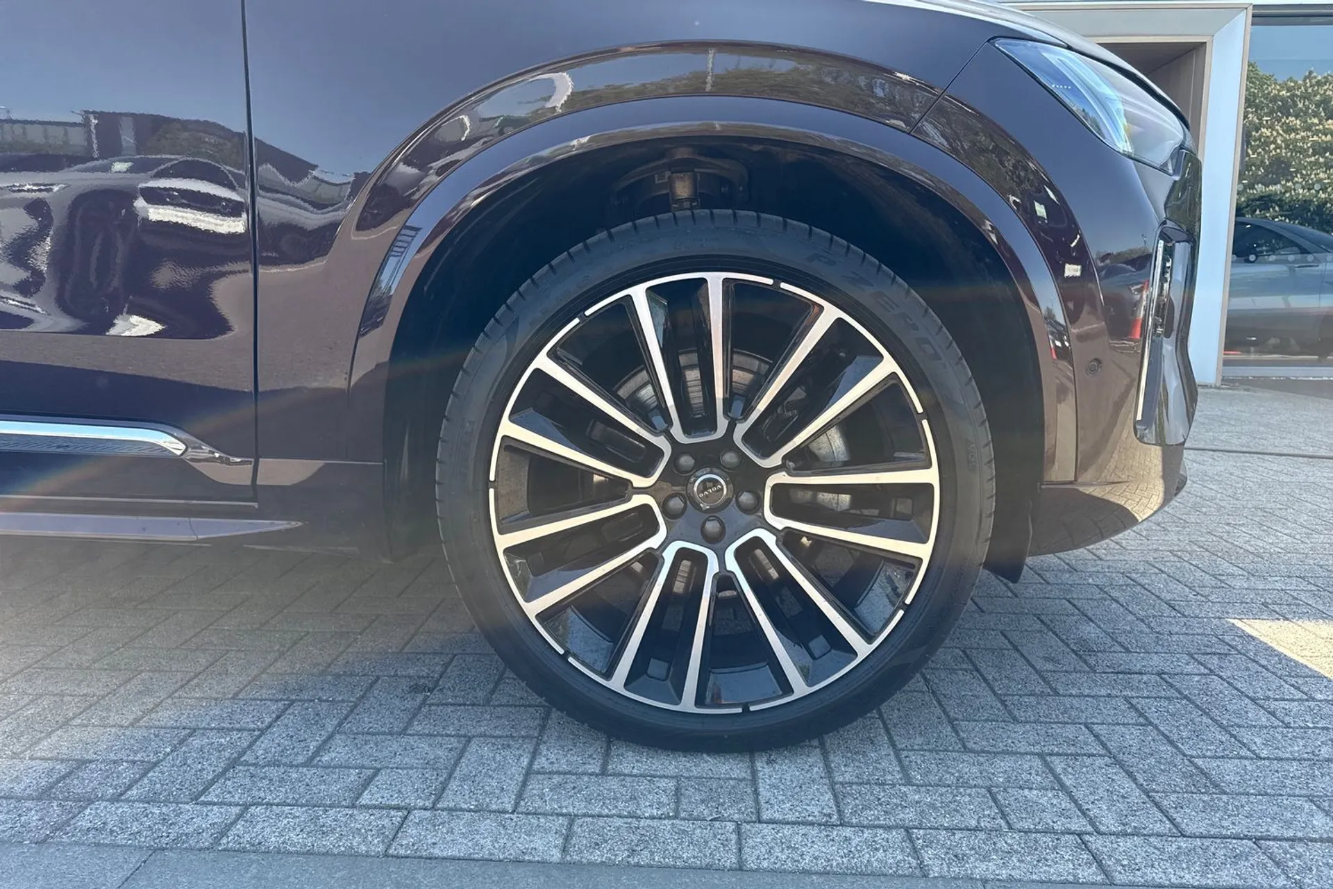 Volvo XC90 thumbnail image number 16