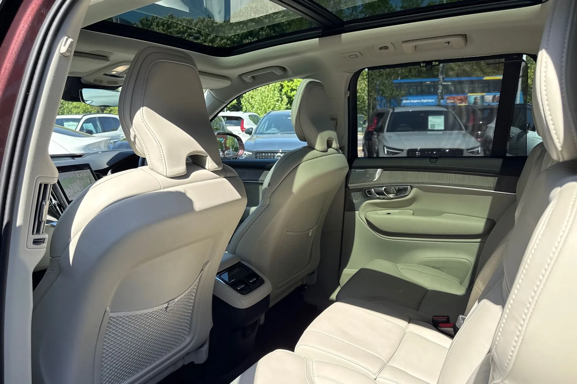Volvo XC90 thumbnail image number 34