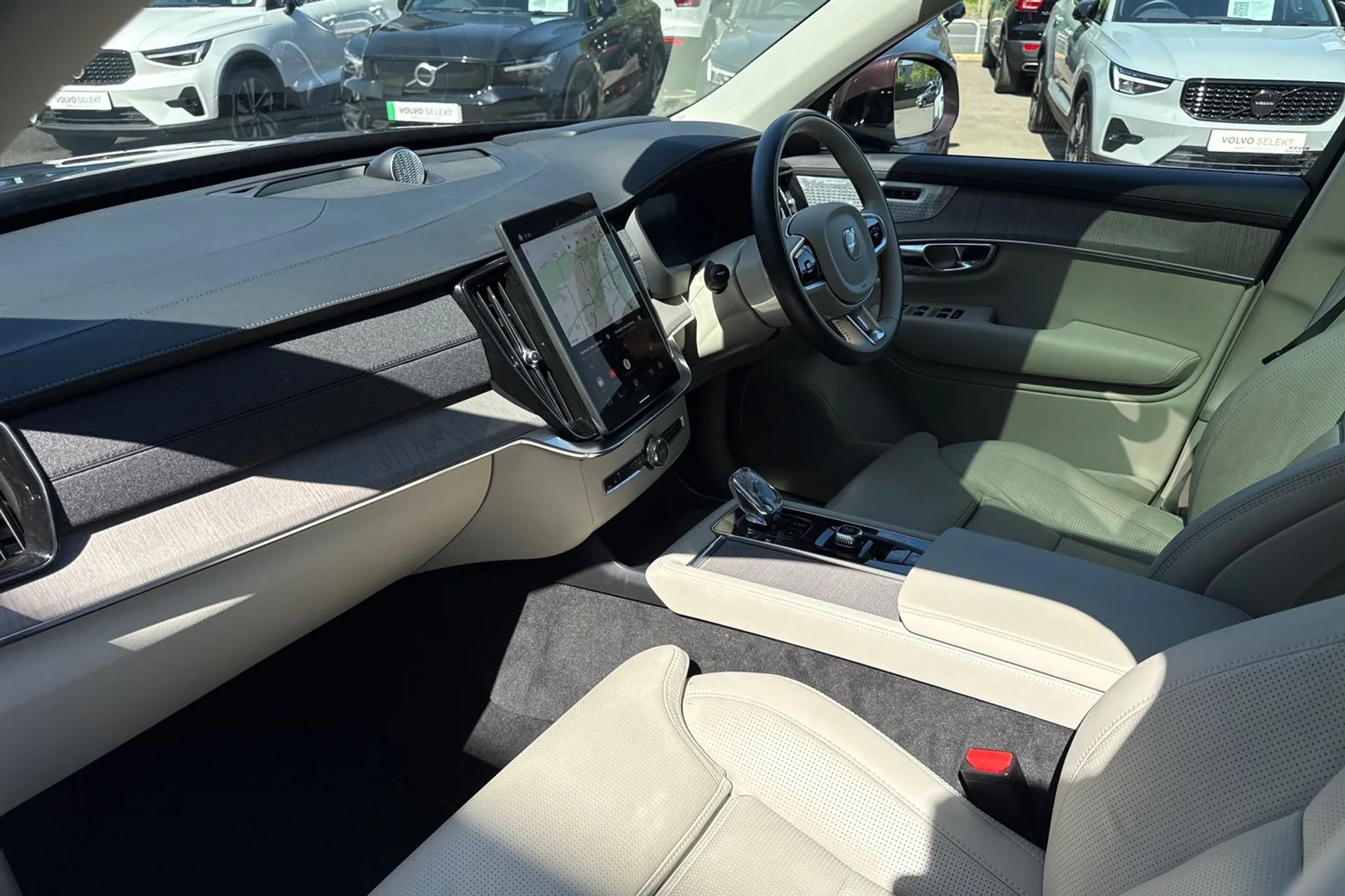 Volvo XC90 thumbnail image number 29