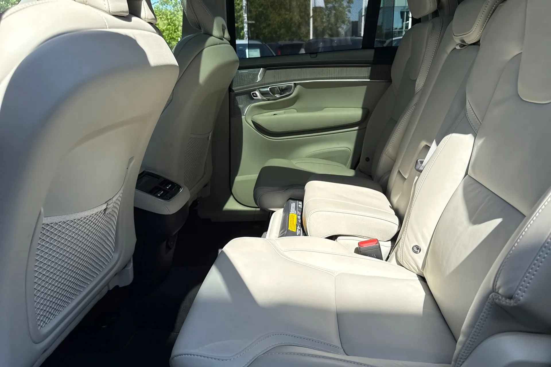 Volvo XC90 thumbnail image number 33