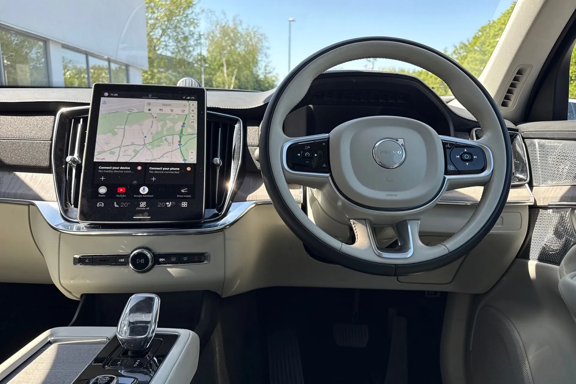 Volvo XC90 thumbnail image number 37