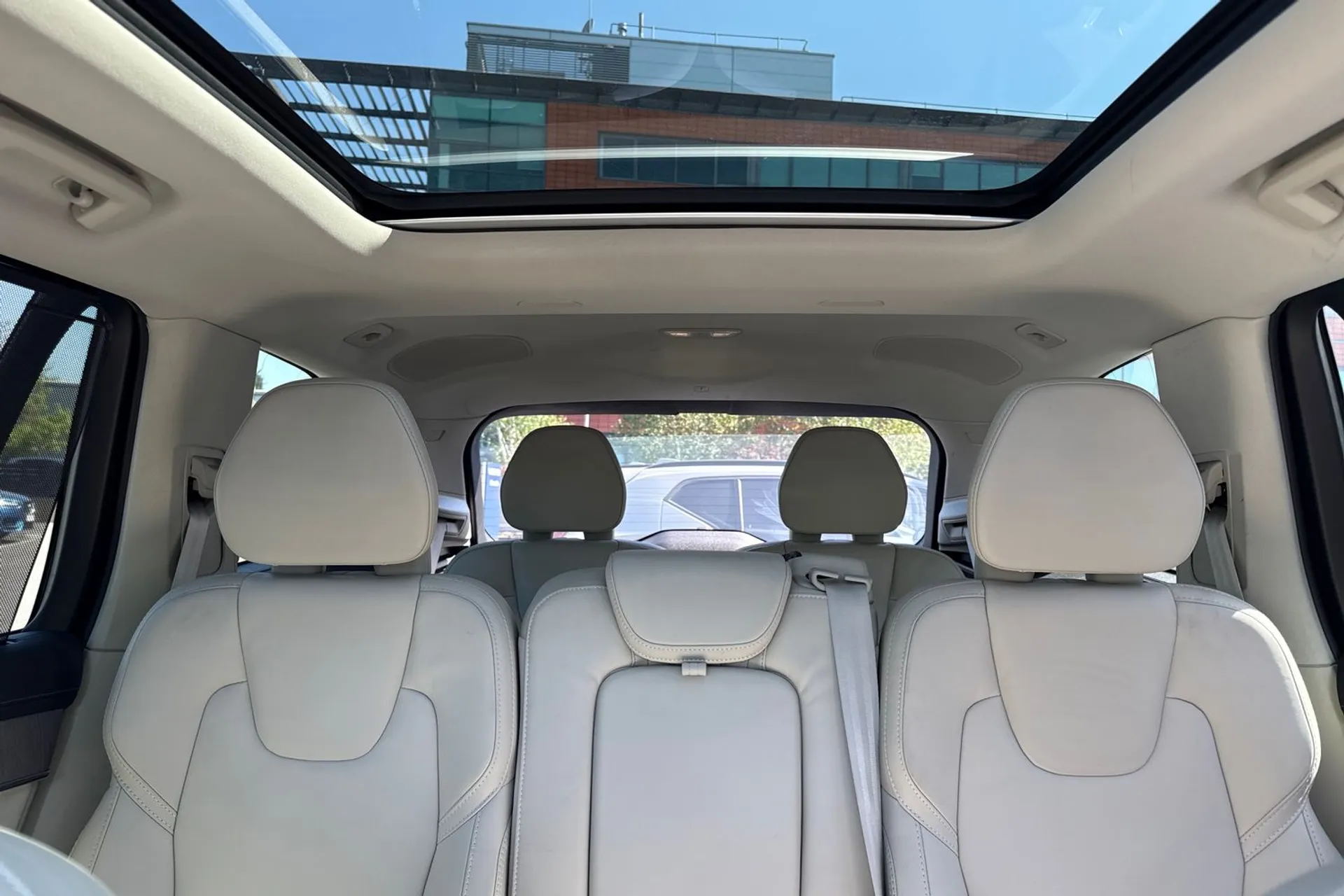 Volvo XC90 thumbnail image number 7