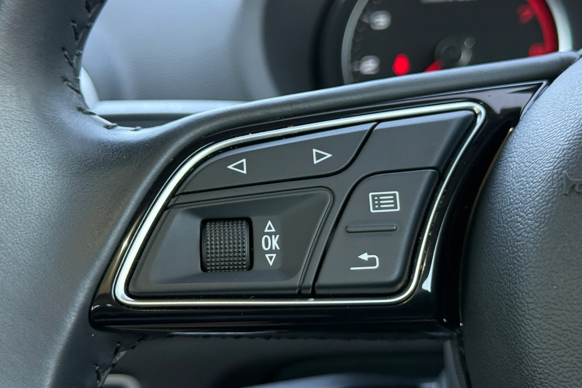 Audi A3 thumbnail image number 19
