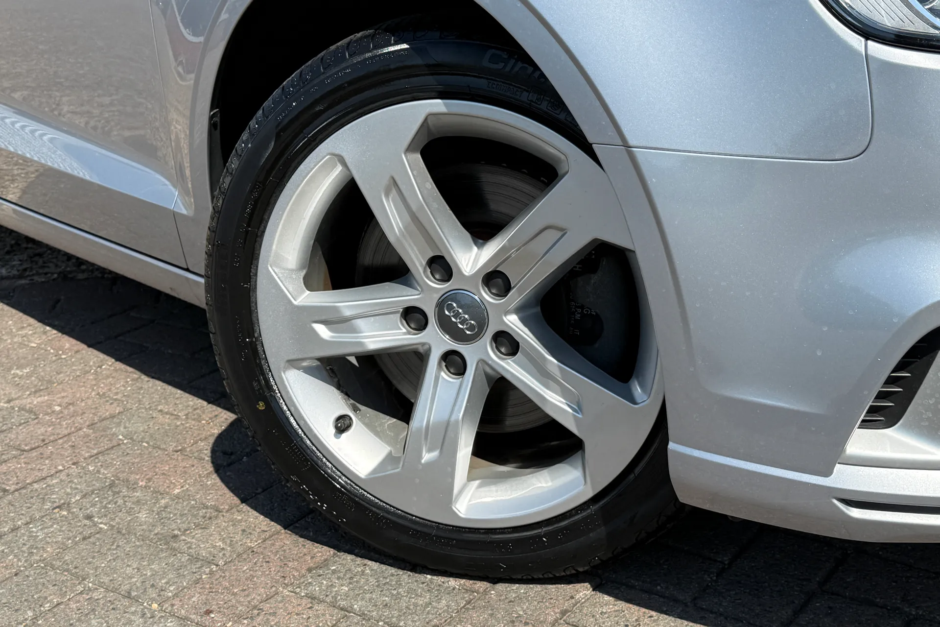 Audi A3 thumbnail image number 8