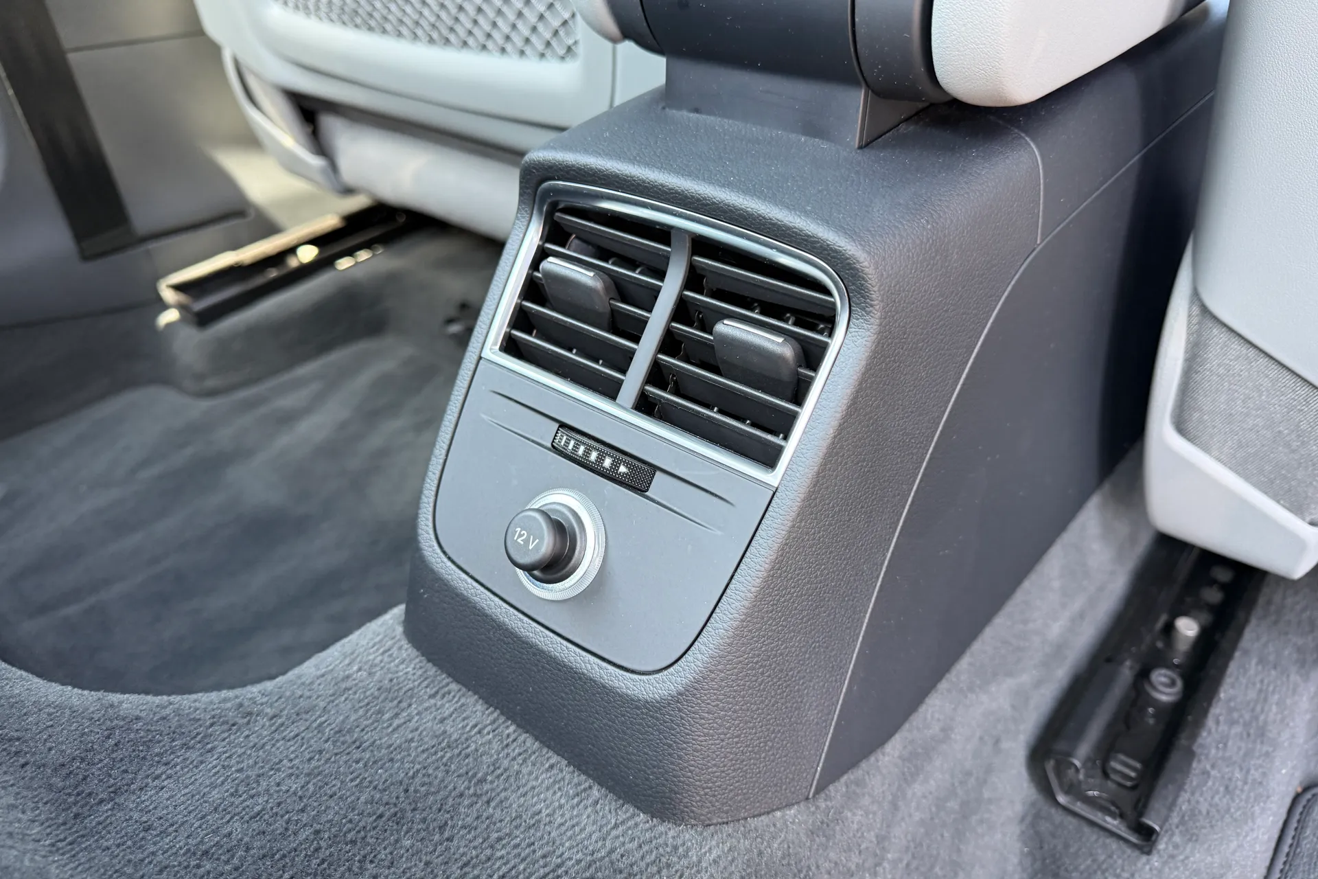 Audi A3 thumbnail image number 50