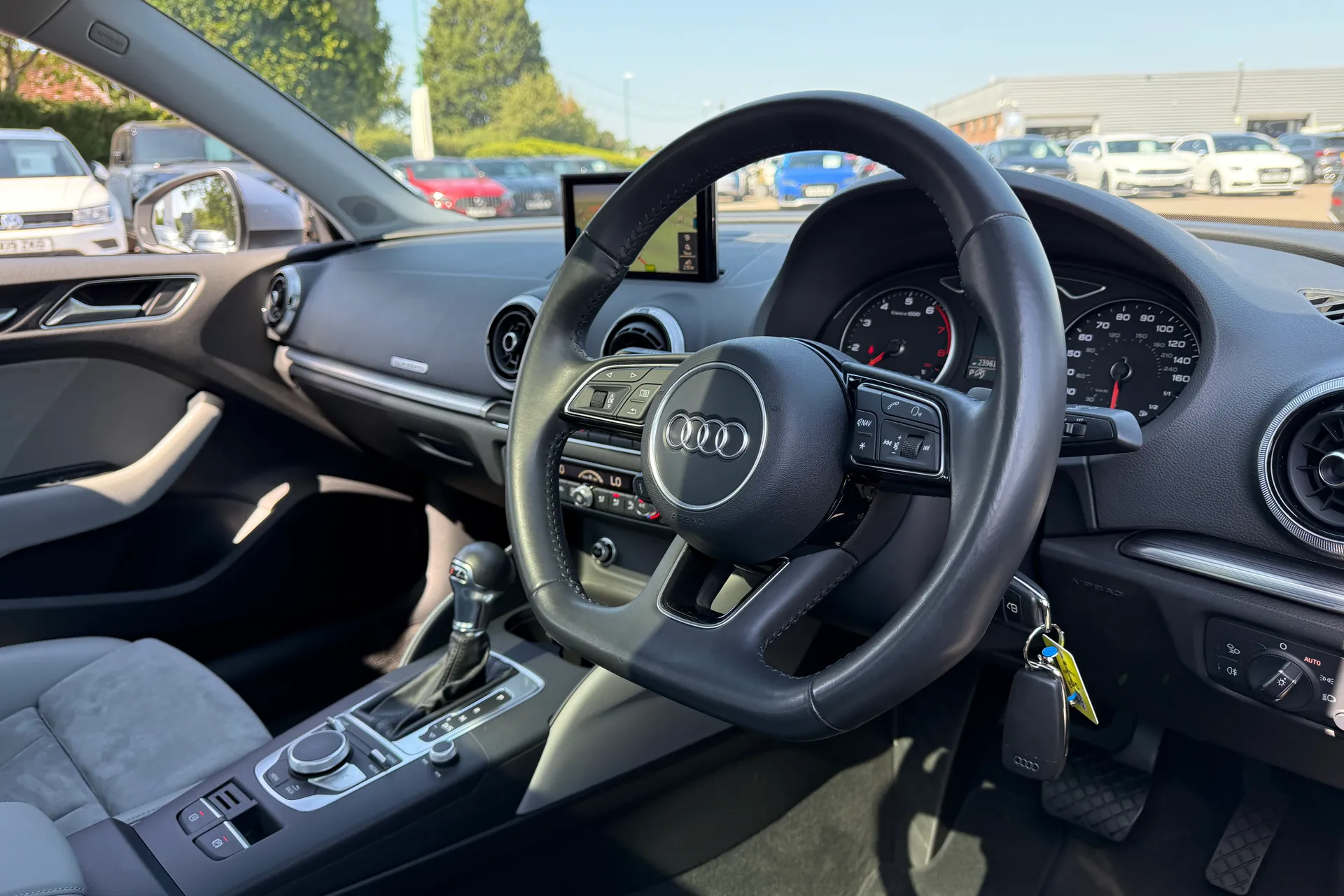 Audi A3 thumbnail image number 26