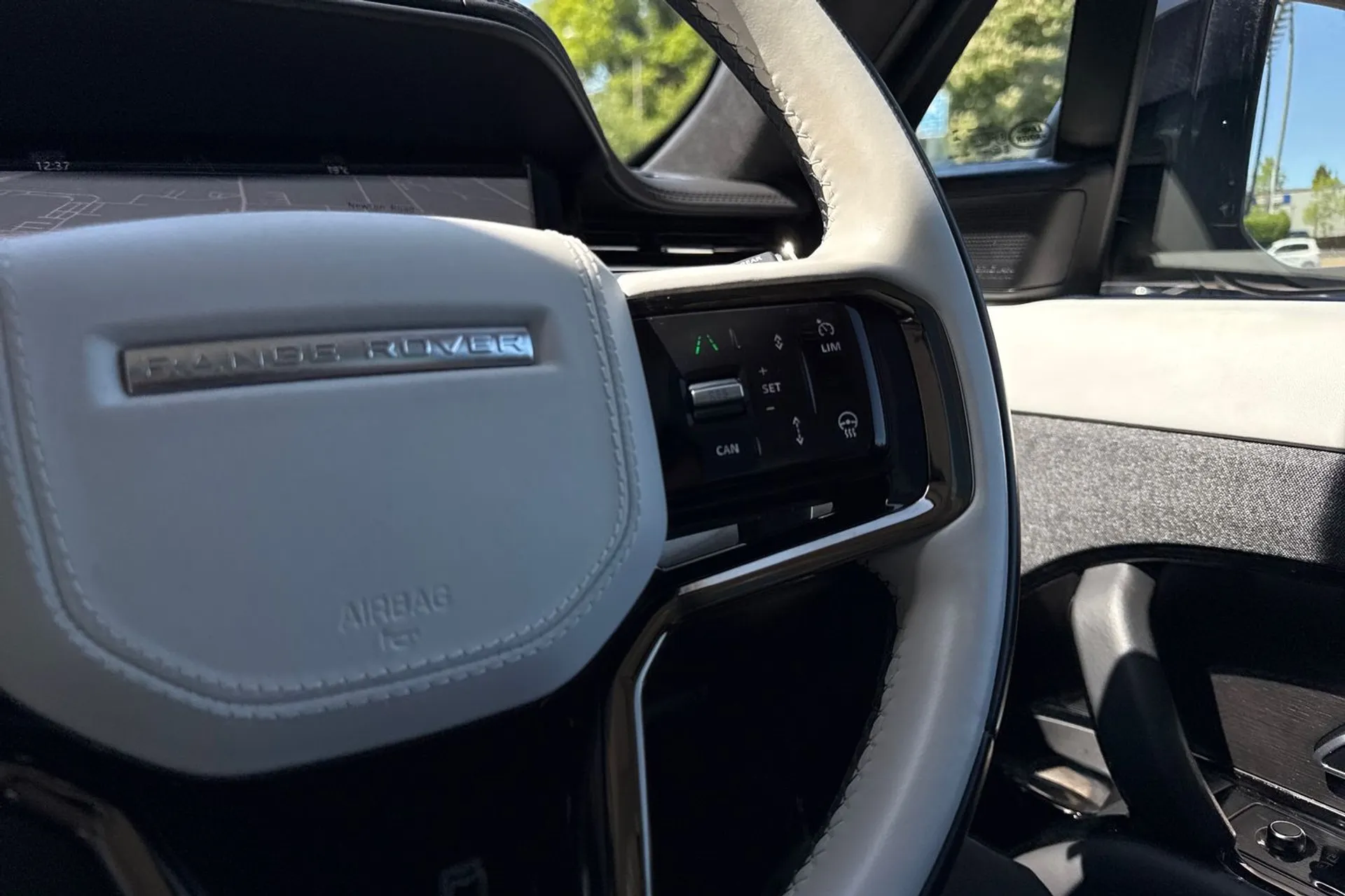 LAND ROVER RANGE ROVER SPORT thumbnail image number 39