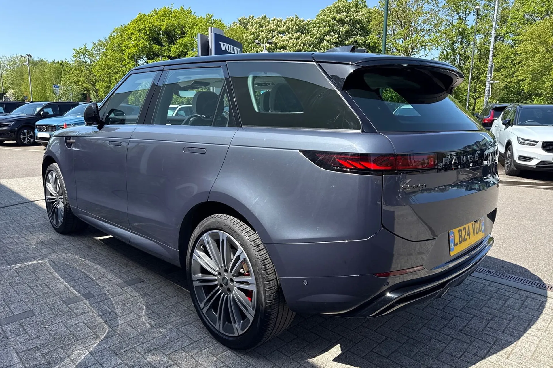 LAND ROVER RANGE ROVER SPORT thumbnail image number 10