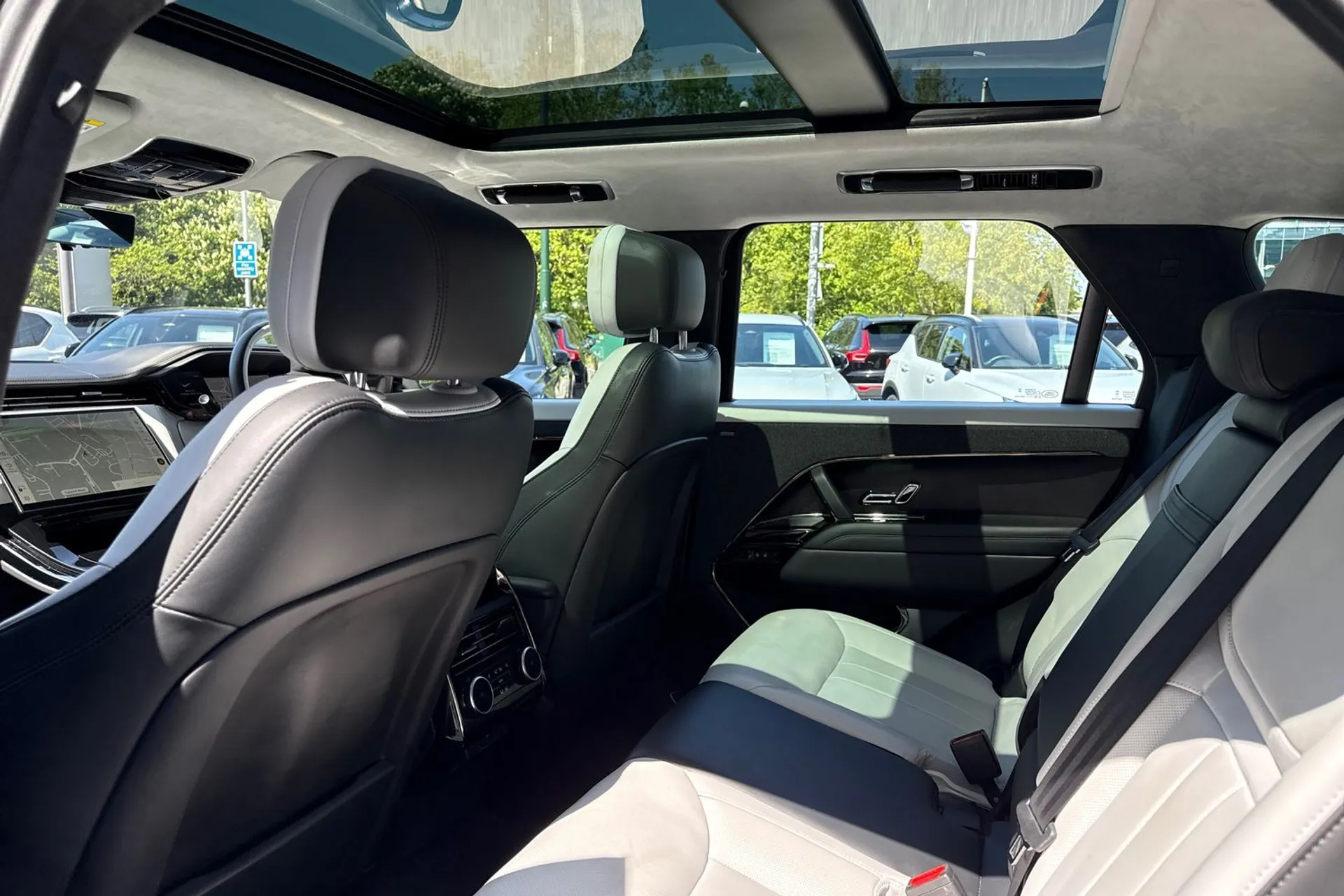 LAND ROVER RANGE ROVER SPORT thumbnail image number 32