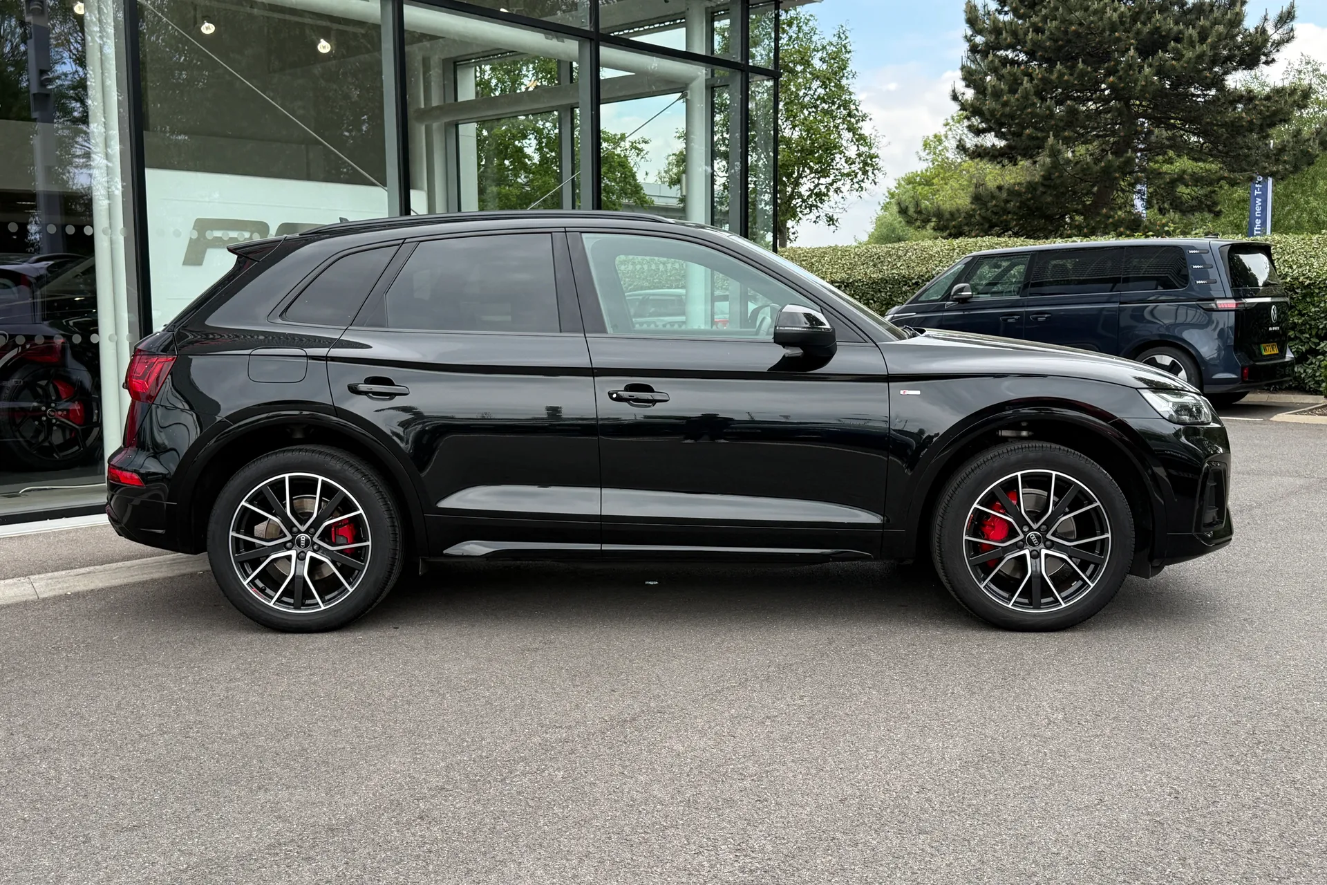 Audi Q5 SLN ED1 45TFSI MHEV QU thumbnail image number 2