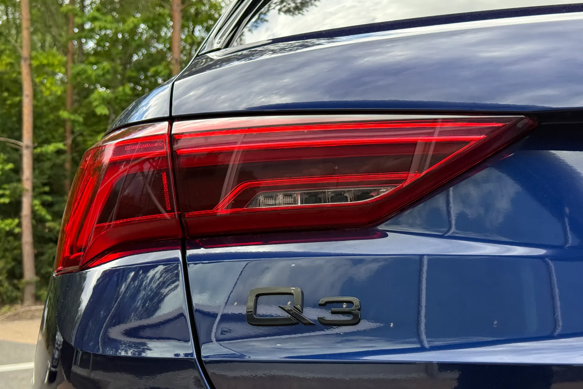 Audi Q3 thumbnail image number 45