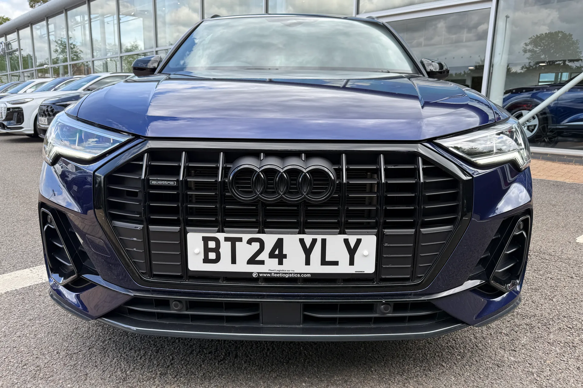Audi Q3 thumbnail image number 57